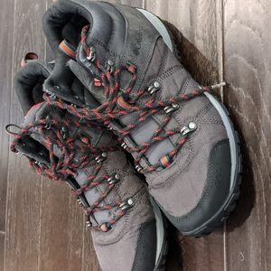 COLUMBIA, mens boots, size 11, pre-loved in Excellent condition